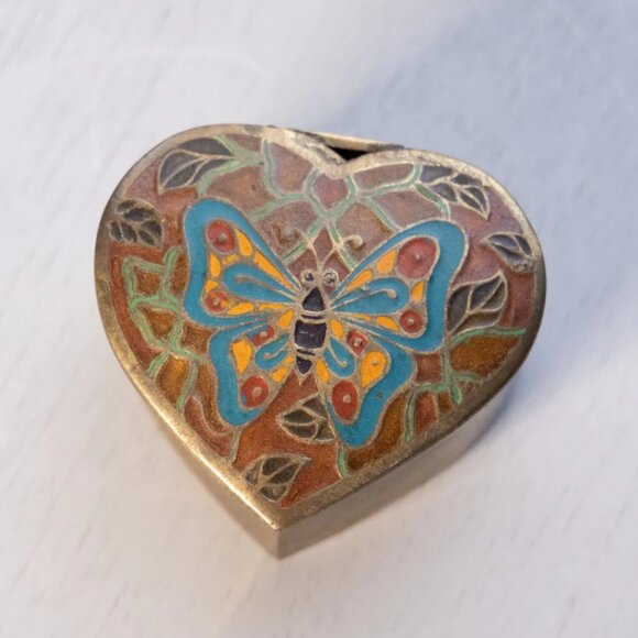 Small Brass Hinged Lidded Heart Jar with Enamel Butterfly Design on Top - Picture 2 of 3